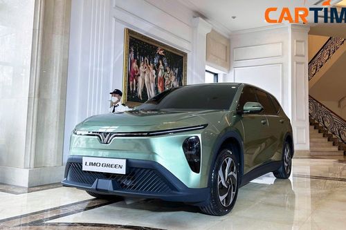 Chiếc MPV điện bí ẩn VinFast Limo Green chính thức xuất hiện