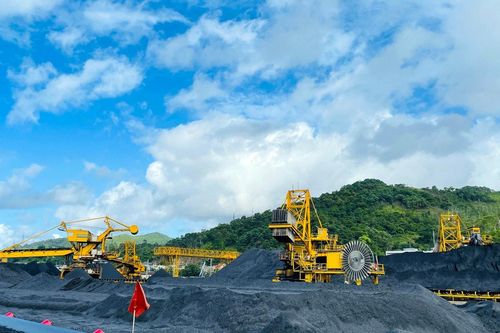 TKV: Thúc đẩy sản xuất tại các đơn vị kho vận, sàng tuyển, tiêu thụ than