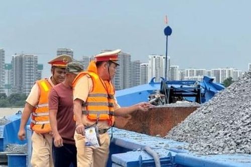 Đồng Nai: Kiểm tra hơn 300 phương tiện thủy, phát hiện 41 trường hợp vi phạm