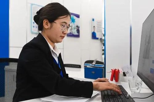 Hợp đồng công vụ không quá 36 tháng