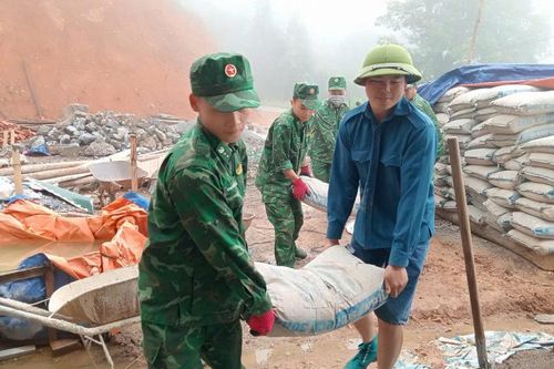 Xóa nhà tạm - dựng niềm tin nơi biên giới