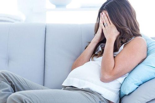 Mẹ chồng muốn đặt tên cháu theo người yêu cũ của chồng – tôi chết lặng khi biết lý do