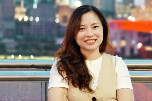 Đã bác sĩ còn dịch cabin, người phụ nữ đặc biệt này là ai?
