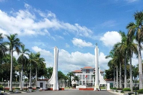 Quảng Nam: Đề xuất chi gần 283 tỷ đồng hỗ trợ cán bộ ra Đà Nẵng làm việc