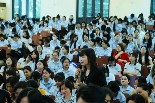 Bàn giải pháp nâng cao chất lượng giáo dục tích hợp trong nhà trường