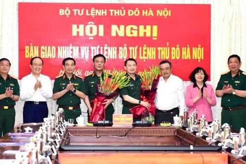 Thiếu tướng Đào Văn Nhận giữ chức Tư lệnh Bộ Tư lệnh Thủ đô Hà Nội