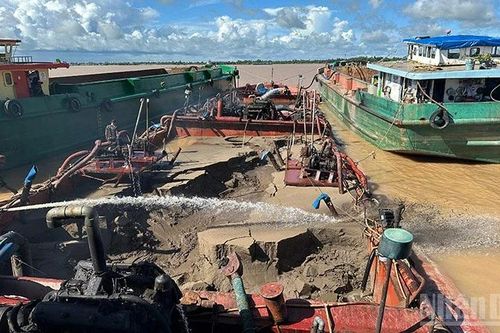 Sóc Trăng: Xem xét mở rộng khai thác cát phục vụ công trình đường cao tốc