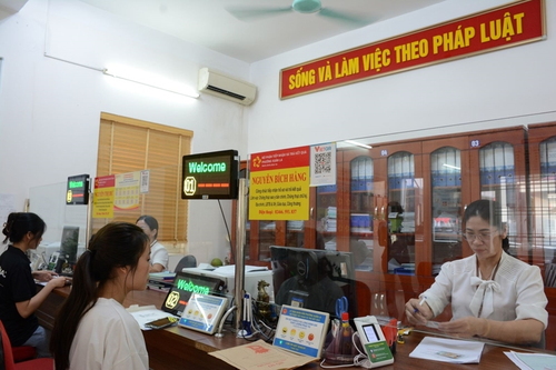 Công chức sử dụng văn bằng, chứng chỉ giả hoặc không hợp pháp bị đề xuất buộc thôi việc