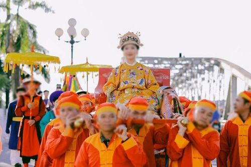 Hình ảnh tái hiện Nam Phương hoàng hậu gây tranh cãi