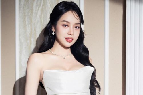 Ngắm nhan sắc ngọt ngào của Hoa hậu Huỳnh Thị Thanh Thủy