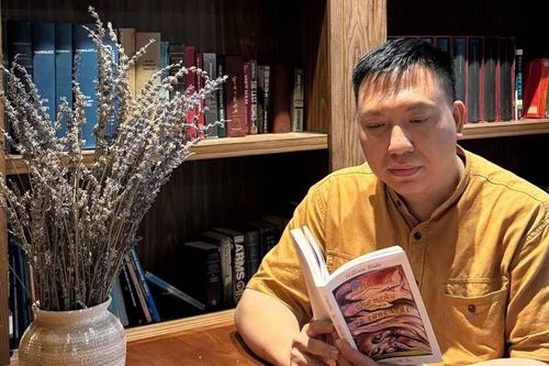 Việt hóa kiệt tác thơ của thiên tài văn học nước Anh