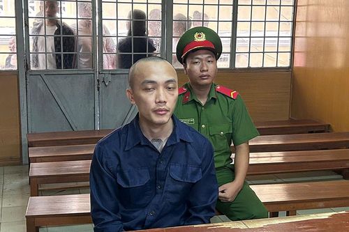 Vụ 2 nhóm vác mã tấu vào Bệnh viện Hoàn Mỹ: Kẻ trốn nã phải trả giá