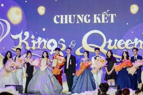 'Chạm 18: The Glanz' - Lễ trưởng thành đầy ý nghĩa của học sinh chuyên nhân văn