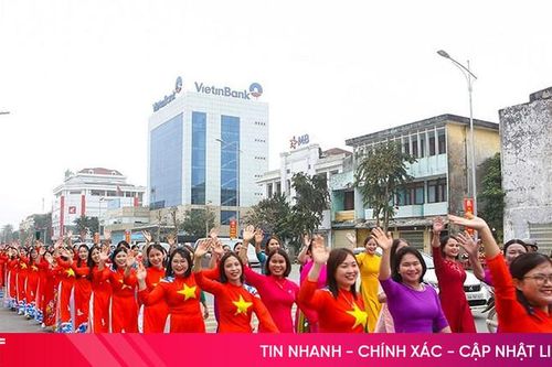 Từ 'viên gạch hồng' đến sản phẩm OCOP: Phụ nữ Hà Tĩnh thắp sáng phong trào thi đua