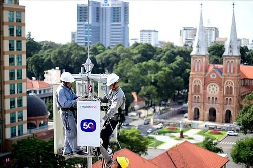 MobiFone trở lại 'đường đua' cung cấp dịch vụ viễn thông và các dịch vụ số