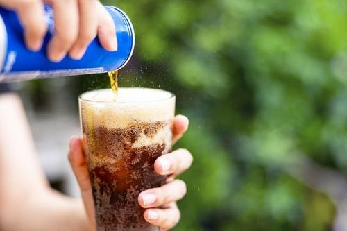 Hạn chế đồ uống có đường: Áp thuế là biện pháp hiệu quả cao, chi phí thấp
