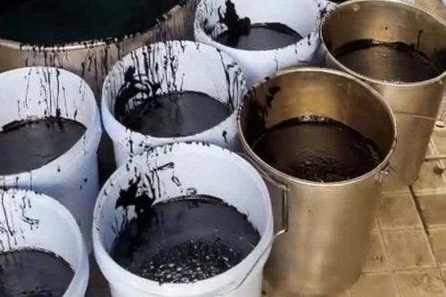 'Mầm họa ung thư đóng gói' đằng sau ly cà phê đen đặc