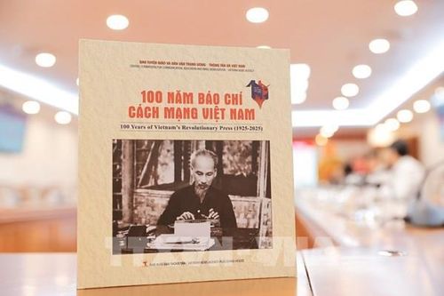 Lễ ra mắt sách ảnh '100 năm Báo chí Cách mạng Việt Nam 1925 - 2025'