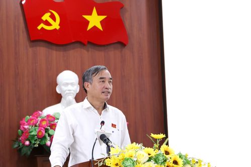 Không để gián đoạn công việc khi thực hiện chính quyền địa phương hai cấp