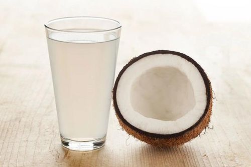 5 công thức nước dừa giúp giảm cân