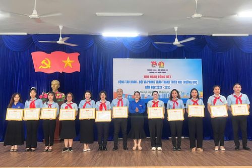 Tổng kết công tác đoàn trường học và công tác đội TP. Nha Trang năm học 2024 - 2025