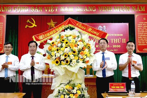 Đại hội Chi bộ Ban Quản lý Dự án Đầu tư xây dựng công trình nông nghiệp và phát triển nông thôn tỉnh lần thứ II