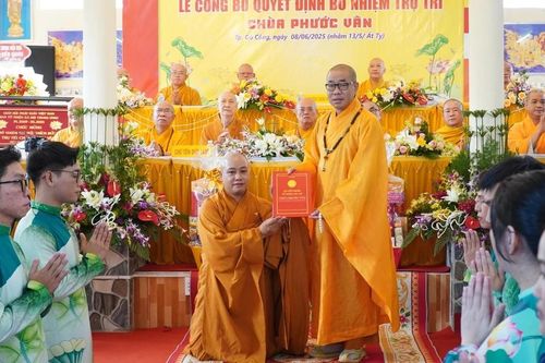 Tiền Giang: Chùa Phước Vân có tân trụ trì