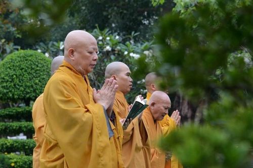 Tụng kinh là thuyết pháp