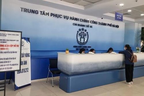 Hết cảnh người dân xếp hàng làm thủ tục cấp phép xây dựng