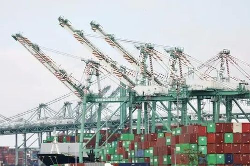 Cảng biển Mỹ có nguy cơ tắc nghẽn hàng hóa