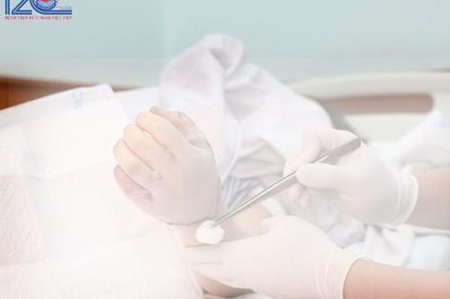Bệnh viện Hữu nghị Việt Tiệp phẫu thuật tái nối thành công ca đứt rời nửa bàn tay trái, mở ra kỳ tích mới