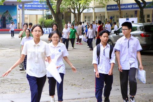 Hà Nội công bố đáp án 3 môn thi lớp 10