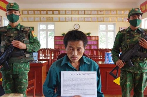 Điện Biên: Bắt đối tượng mua bán, vận chuyển 12 nghìn viên ma túy
