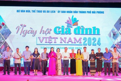 Hệ giá trị gia đình Việt Nam trong kỷ nguyên vươn mình của dân tộc