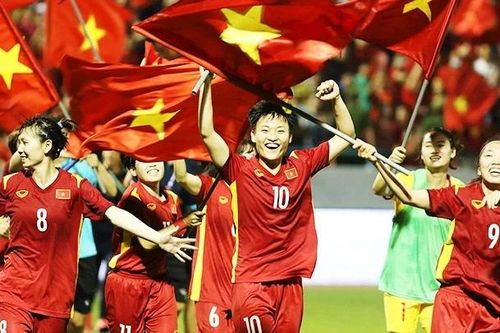 Nâng tầm vị thế bóng đá nữ