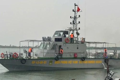 Khẩn trương cứu hộ tàu cá ngư dân bị hỏng máy trên biển