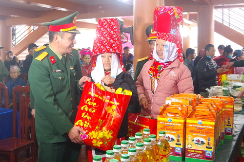 Thiết thực giúp đồng bào nơi biên cương Đông Bắc