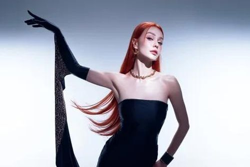 Sau thành tích lọt top 5 'Miss Universe Vietnam', 'bông hồng lai' MLee phủ sóng mạnh mẽ trong lĩnh vực 'beauty queen'