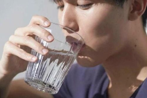 6 loại nước chứa đầy vi khuẩn