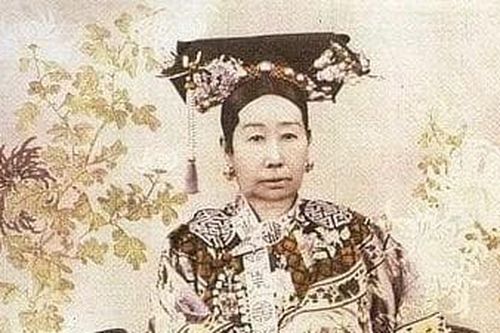 Từ Hy nắm trọn quyền lực nhưng cô độc suốt 40 năm