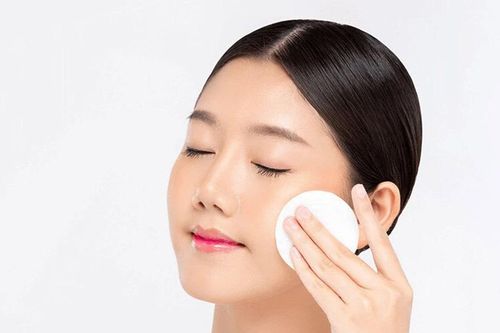Già sớm vì... sai lầm trong chăm sóc da