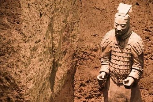 Bí ẩn 'thuốc trường sinh' của Tần Thủy Hoàng: Dấu tích lộ thiên ở Tây Tạng?