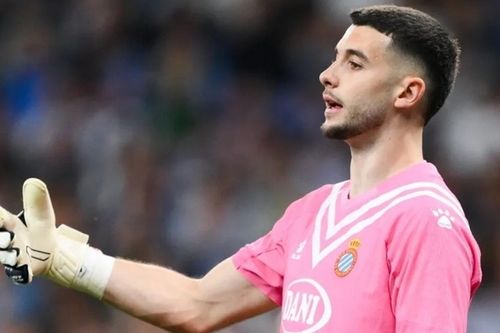 Barca trả lương gấp 20 lần cho thủ môn hay nhất La Liga