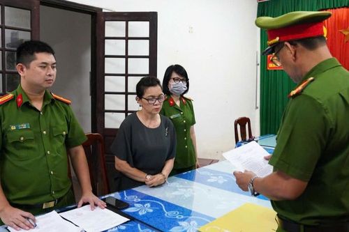 Biến bắp, đậu nành thành cà phê: Một phụ nữ ở Huế bị khởi tố