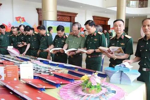 Các nhà khoa học và tướng lĩnh nói về mặt trận bảo vệ nền tảng tư tưởng của Đảng