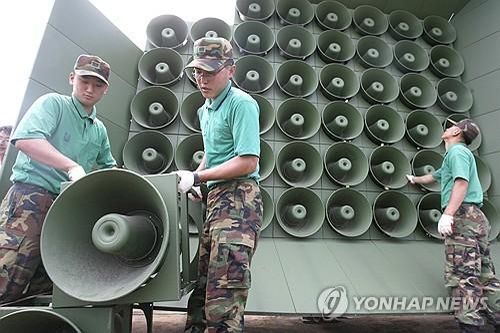 Hàn Quốc tắt dàn loa khủng chĩa sang Triều Tiên để 'khôi phục lòng tin'