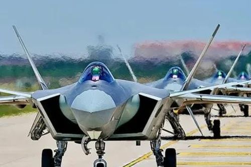 Tiêm kích tàng hình J-20 Trung Quốc đạt bước đột phá mới