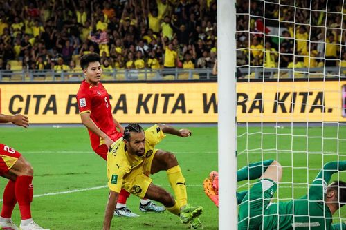 Thắng tuyển Việt Nam, báo Malaysia đặc biệt khen sao nhập tịch