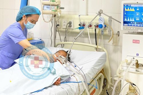 Bệnh viện Nhi Thanh Hóa cấp cứu 2 trẻ đuối nước ngừng tim, hôn mê sâu
