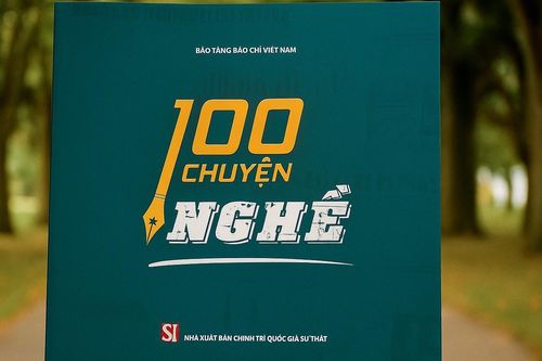 100 chuyện nghề của người làm báo